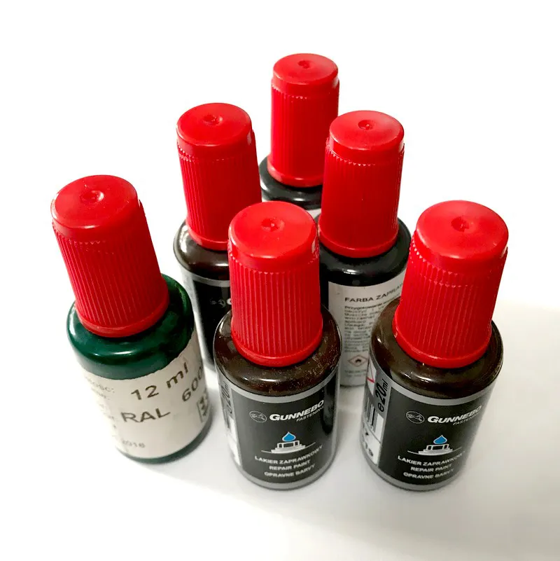 Bild zeigt Reparaturfarben für Profilbleche in verschiedenen Farben
