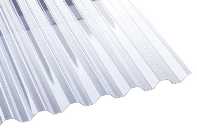 Lichtplatte PVC. Hier in klarer Ausführung im Profil 70/18 Trapez. Günstig und robust.